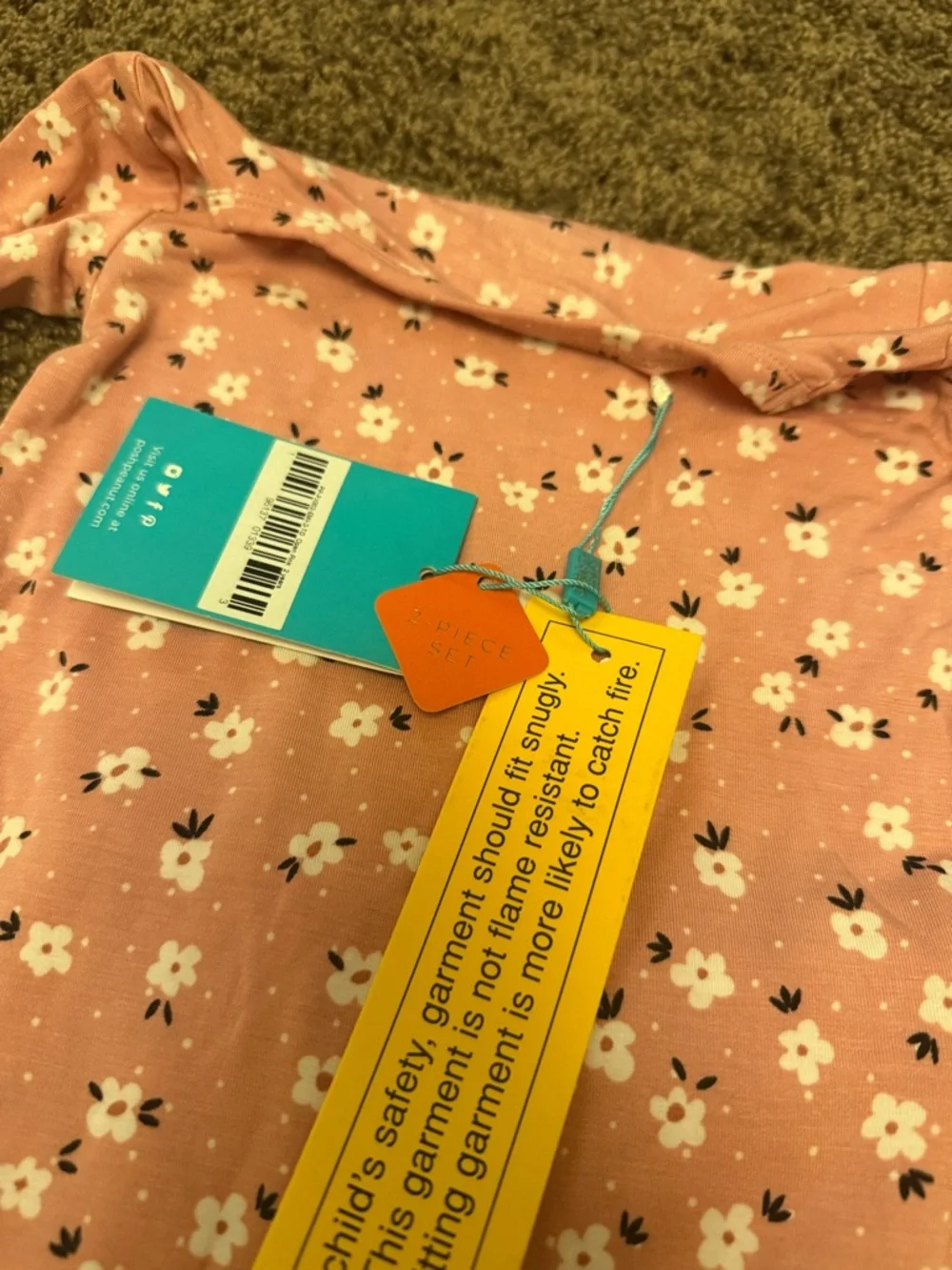 NWT Posh Peanut floral Print 2 Piece Long Sleeves Pajamas Set 2T